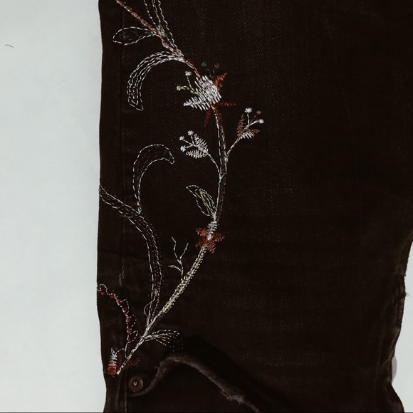 Embroidered black jeans - Picture 3 of 4